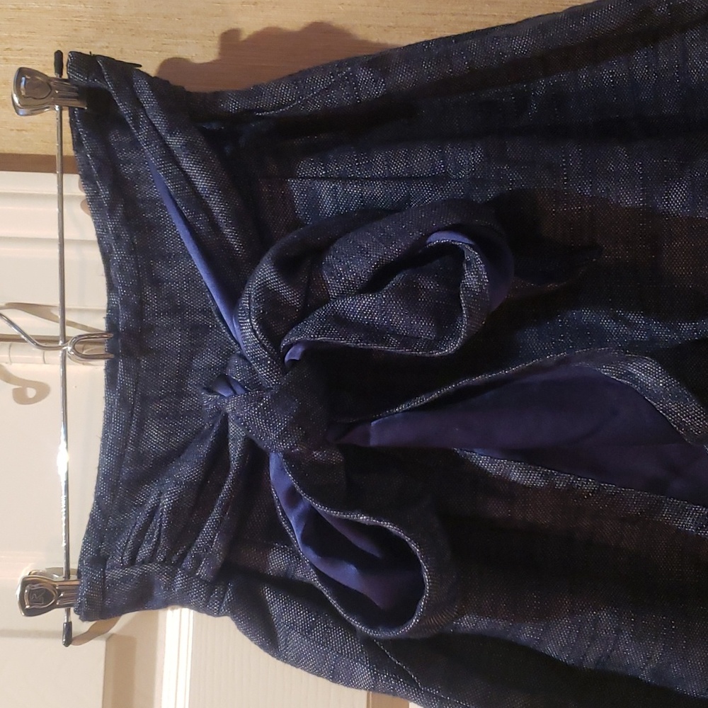 Thread Social Navy Shorts - Picture 2 of 7